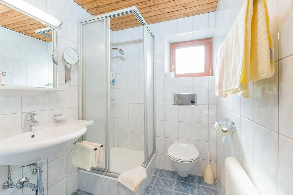 Vibes Soelden - Your Alpine Homebase Solden