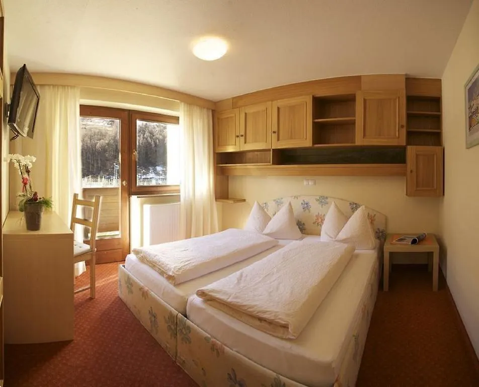Vibes Soelden - Your Alpine Homebase Solden