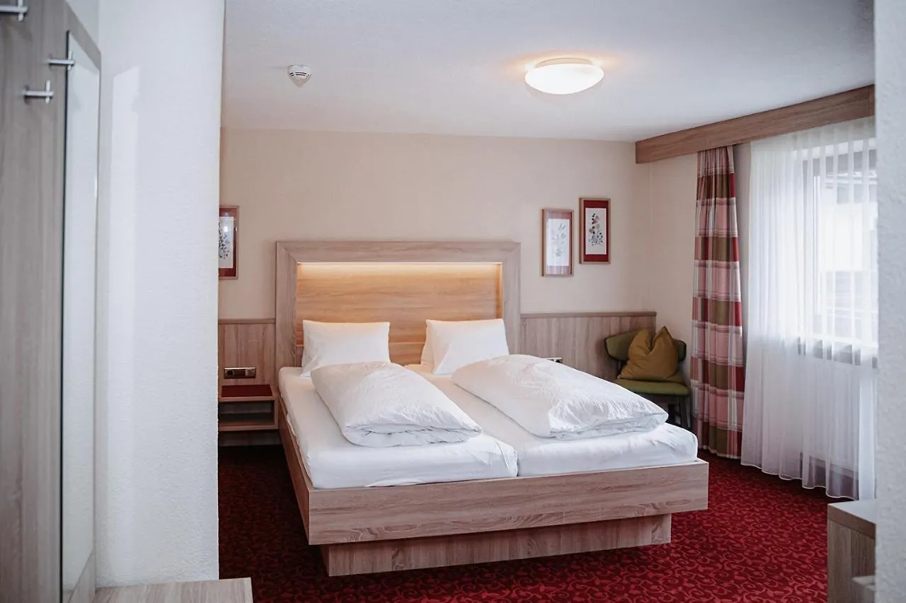 B&B Windau 2*, Solden